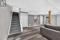 20 EDISON CRESCENT | Stratford Ontario | Slide Image Thirty-one