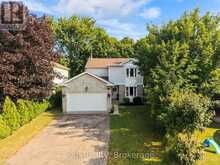 20 EDISON CRESCENT | Stratford Ontario | Slide Image Three