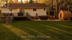 1084 BONNIE LAKE ROAD | Bracebridge Ontario | Slide Image Five
