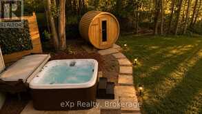 1084 BONNIE LAKE ROAD | Bracebridge Ontario | Slide Image Seven