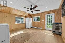 1289 GRAHAM ROAD | Gravenhurst Ontario | Slide Image Nine