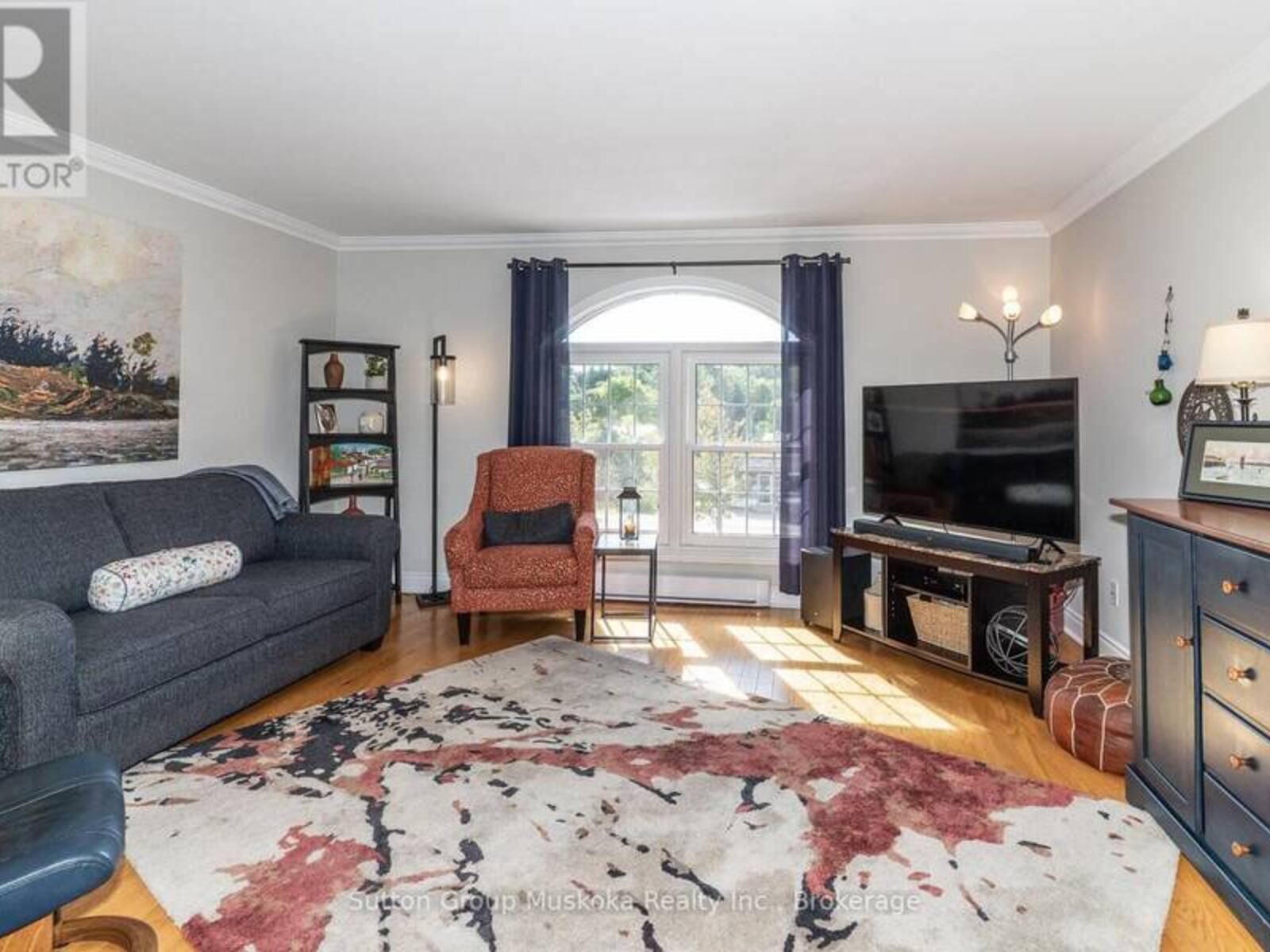 4 - 44 KING WILLIAM STREET, Huntsville, Ontario P1H 1G3