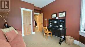 V12 W9 - 1020 BIRCH GLEN ROAD | Baysville Ontario | Slide Image Twenty-three