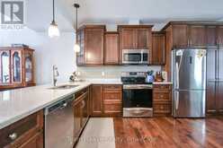 26 DRUMMOND DRIVE | Penetanguishene Ontario | Slide Image Ten
