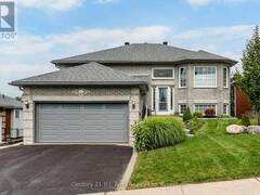 13 CHARLES STREET Penetanguishene Ontario, L9M 2G6
