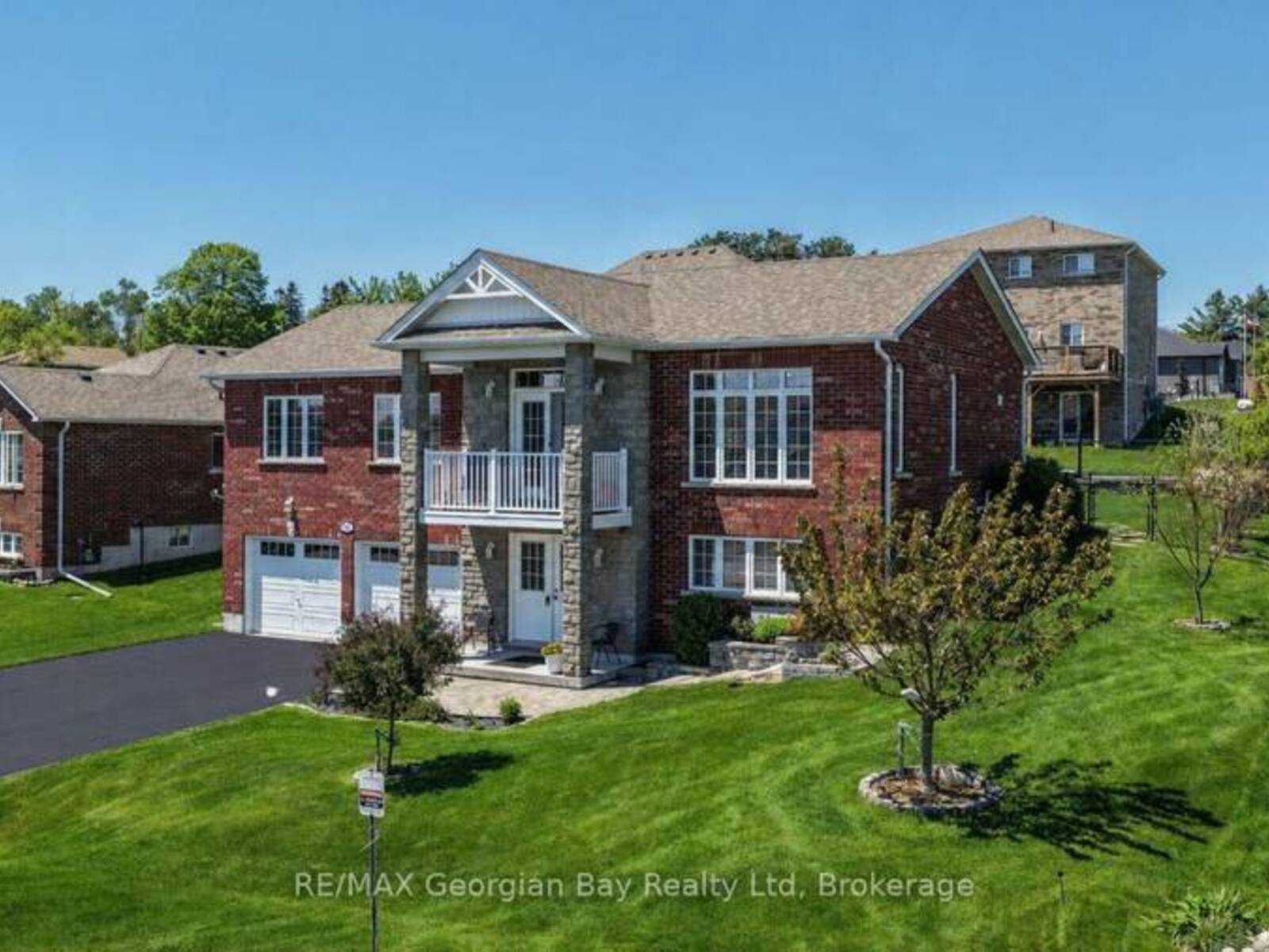 936 JORDELI LANE, Midland, Ontario L4R 0A6