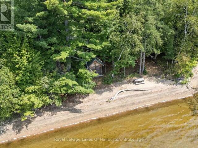 1046 PLACID LANE Haliburton Ontario, K0M 1S0 - 3 Bedrooms Waterfront Home For sale