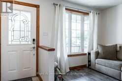 301 NORMAN STREET | Stratford Ontario | Slide Image Thirteen