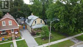 581 ST ANDREW STREET W | Fergus Ontario | Slide Image Six