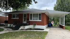 53 MAPLE STREET | Wingham Ontario | Slide Image One