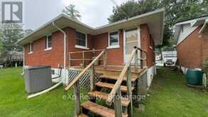53 MAPLE STREET | Wingham Ontario | Slide Image Thirty-two