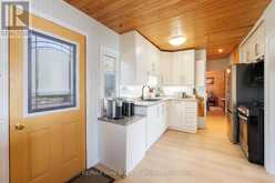 38 MAPLE DRIVE | South Bruce Peninsula Ontario | Slide Image Eight
