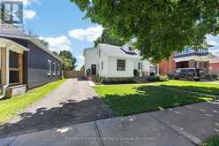 131 BRUCE STREET S | Thornbury Ontario | Slide Image Two