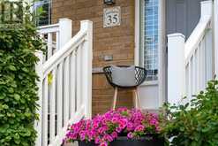 35 SIDE LAUNCH WAY | Collingwood Ontario | Slide Image Three