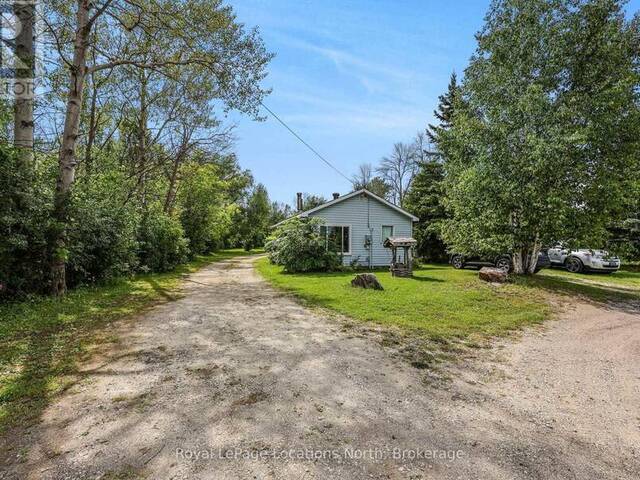9031 BEACHWOOD ROAD Wasaga Beach Ontario, L9Z 2X9 - 2 Bedrooms Home For Sale