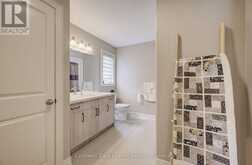 115 RONNIES WAY | Mount Forest Ontario | Slide Image Nine