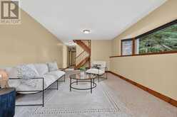 9 SILVER STREET | Huntsville Ontario | Slide Image Nineteen