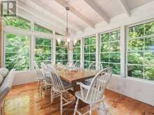 23 TAYLOR ISLAND | Gravenhurst Ontario | Slide Image Fifteen
