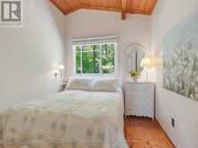 23 TAYLOR ISLAND | Gravenhurst Ontario | Slide Image Eighteen