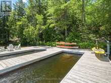 23 TAYLOR ISLAND | Gravenhurst Ontario | Slide Image Thirty-two