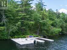 23 TAYLOR ISLAND | Gravenhurst Ontario | Slide Image Thirty-four