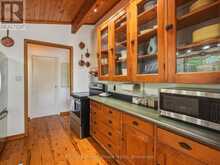 23 TAYLOR ISLAND | Gravenhurst Ontario | Slide Image Eight