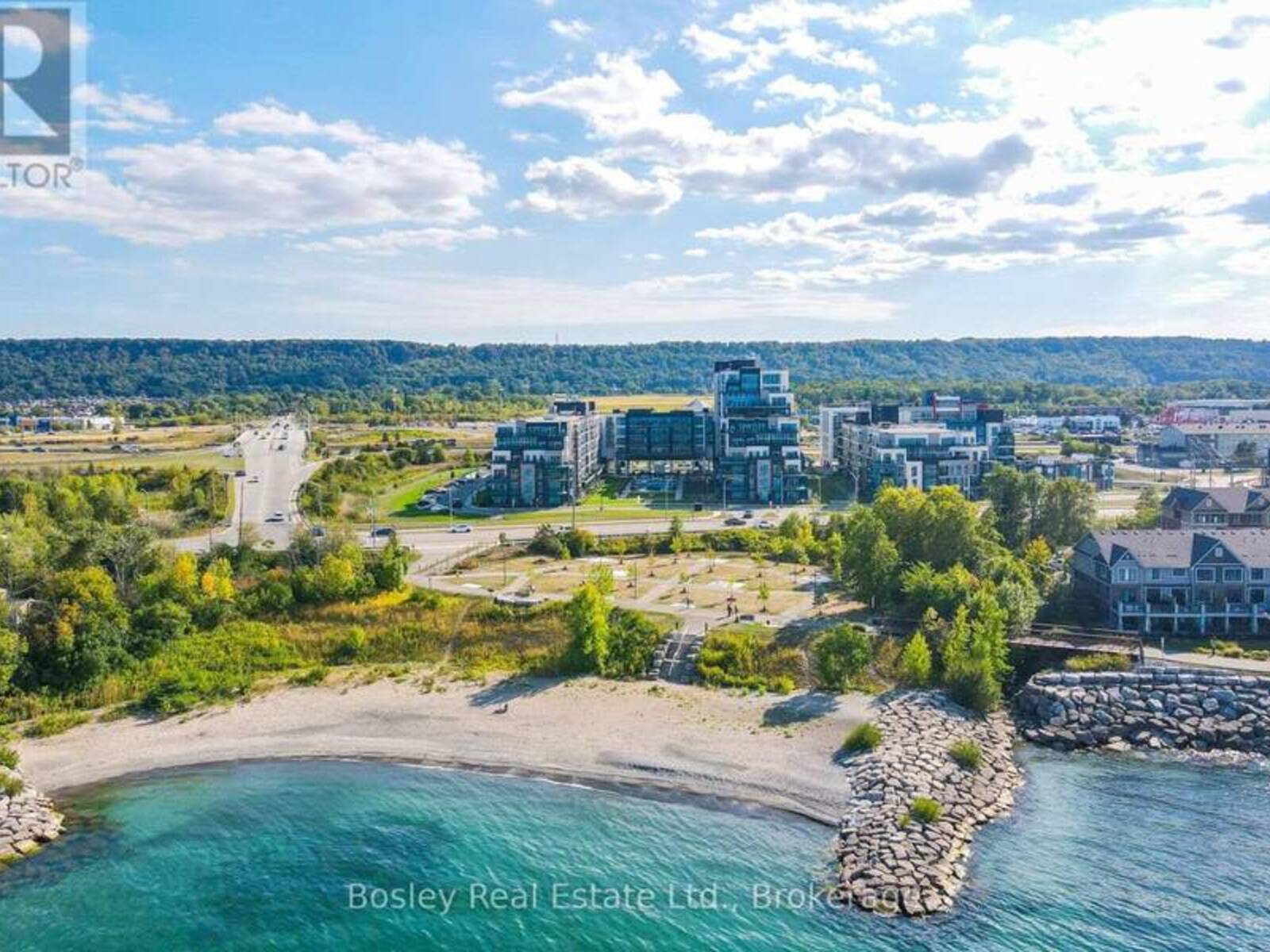 550 - 16 CONCORD PLACE, Grimsby, Ontario L3M 0J1
