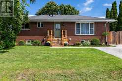 553 SPRUCE STREET | Collingwood Ontario | Slide Image One
