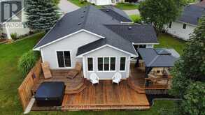 12 ILLINOIS CRESCENT | Wasaga Beach Ontario | Slide Image Thirty-seven