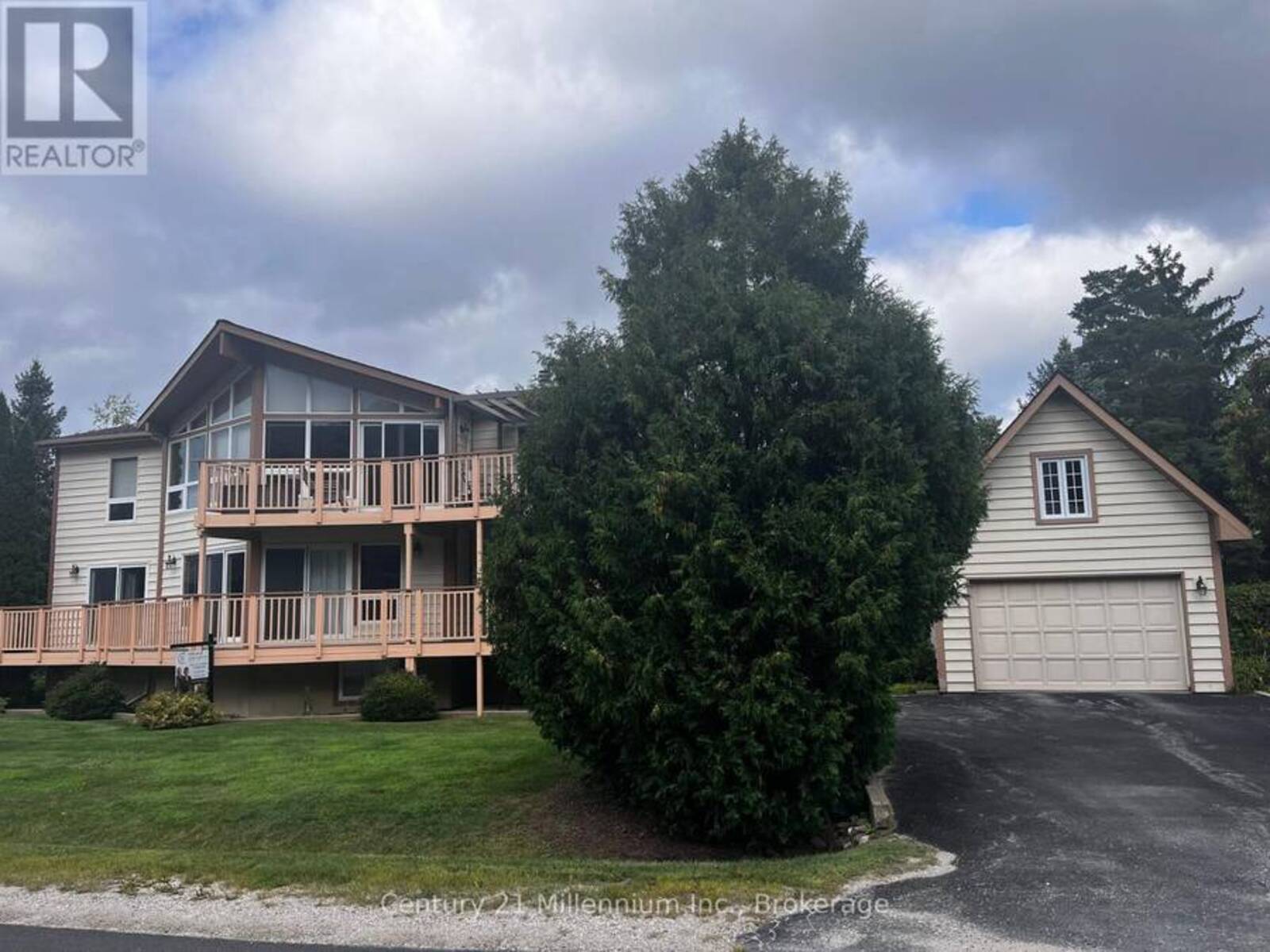 130 PIONEER LANE, The Blue Mountains, Ontario L9Y 0M7