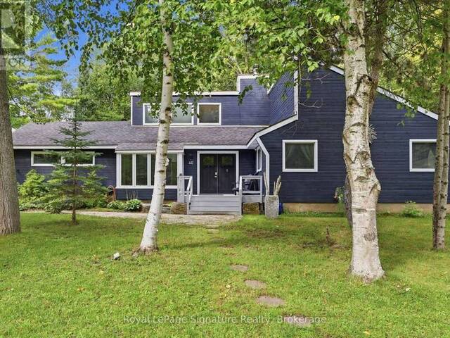 40 51ST STREET N Wasaga Beach Ontario, L9Z 1X2 - 3 Bedrooms Home For Sale