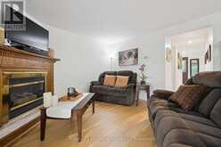 50 - 120 COUNTRY CLUB DRIVE | Guelph Ontario | Slide Image Eight