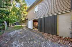 683 LAFONTAINE ROAD W | Tiny Ontario | Slide Image Seven