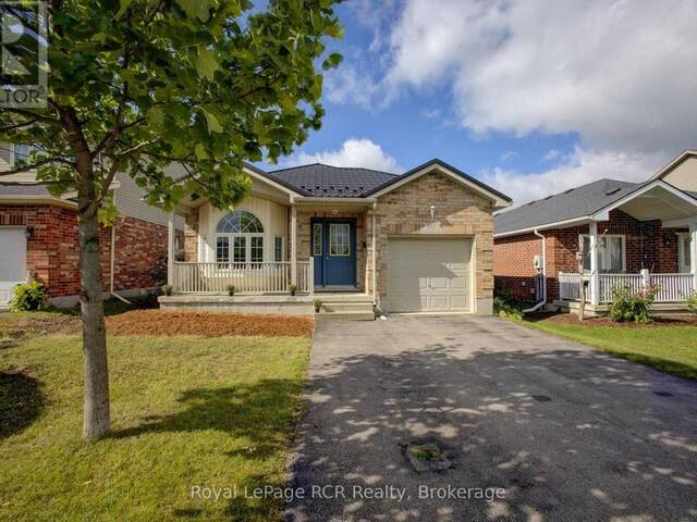952 GZOWSKI STREET Fergus Ontario, N1M 3V9 - 3 Bedrooms Home For Sale