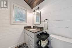 34 MARTIN LANE | Kearney Ontario | Slide Image Eighteen