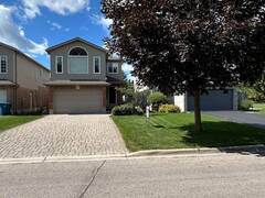 10 BUCKINGHAM DRIVE Stratford Ontario, N5A 7Z9