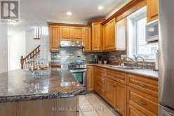 10 BUCKINGHAM DRIVE | Stratford Ontario | Slide Image Thirteen