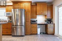 10 BUCKINGHAM DRIVE | Stratford Ontario | Slide Image Fifteen