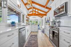 4476 ISLAND 1040/LITTLE BEAUSOLEIL ISLAND | Honey Harbour Ontario | Slide Image Nine