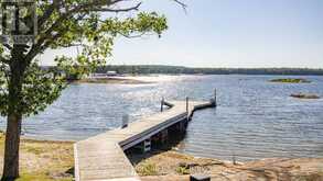 4476 ISLAND 1040/LITTLE BEAUSOLEIL ISLAND | Honey Harbour Ontario | Slide Image Eight