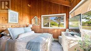 4476 ISLAND 1040/LITTLE BEAUSOLEIL ISLAND | Honey Harbour Ontario | Slide Image Twenty-two