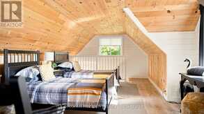 4476 ISLAND 1040/LITTLE BEAUSOLEIL ISLAND | Honey Harbour Ontario | Slide Image Forty-three
