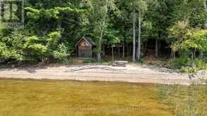 1046 PLACID LANE | Haliburton Ontario | Slide Image Eight