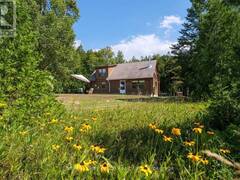 281 SHORELINE AVENUE Georgian Bluffs Ontario, N0H 2T0