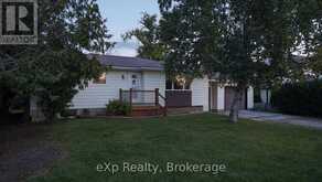 8 GREY STREET | Dundalk Ontario | Slide Image Three