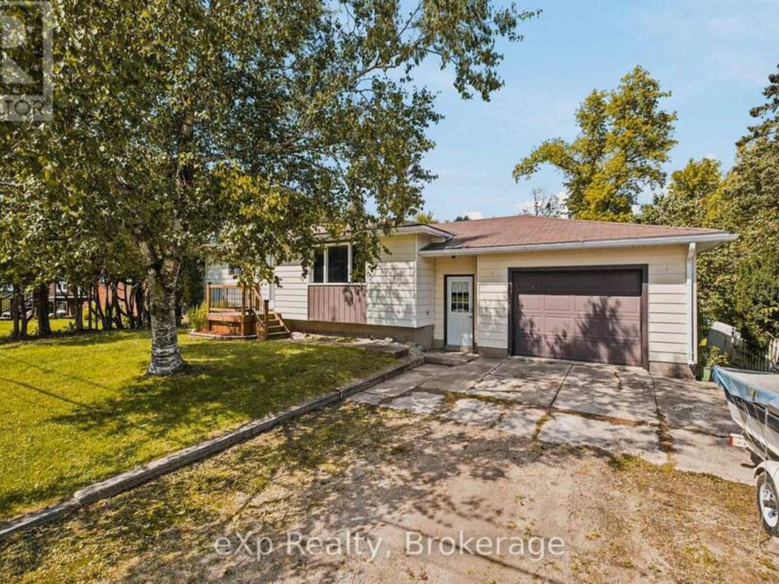 8 GREY STREET, Dundalk, Ontario N0C 1B0