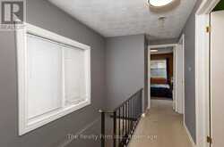 28 NETHERCOTT DRIVE | Stratford Ontario | Slide Image Eighteen