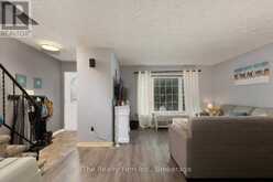 28 NETHERCOTT DRIVE | Stratford Ontario | Slide Image Eight