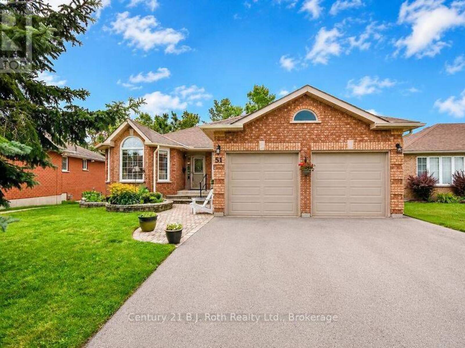 51 JOHNSON STREET, Orillia, Ontario L3V 7R9
