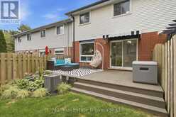 5 GRANDRIDGE CRESCENT | Guelph Ontario | Slide Image Thirty